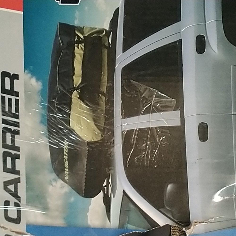 Cargo carrier